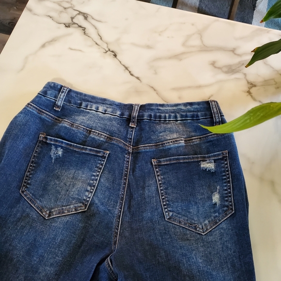 RUE 21 CURVY Mid-Rise Ankle Distressed Jeggings size 18 - Picture 14 of 16